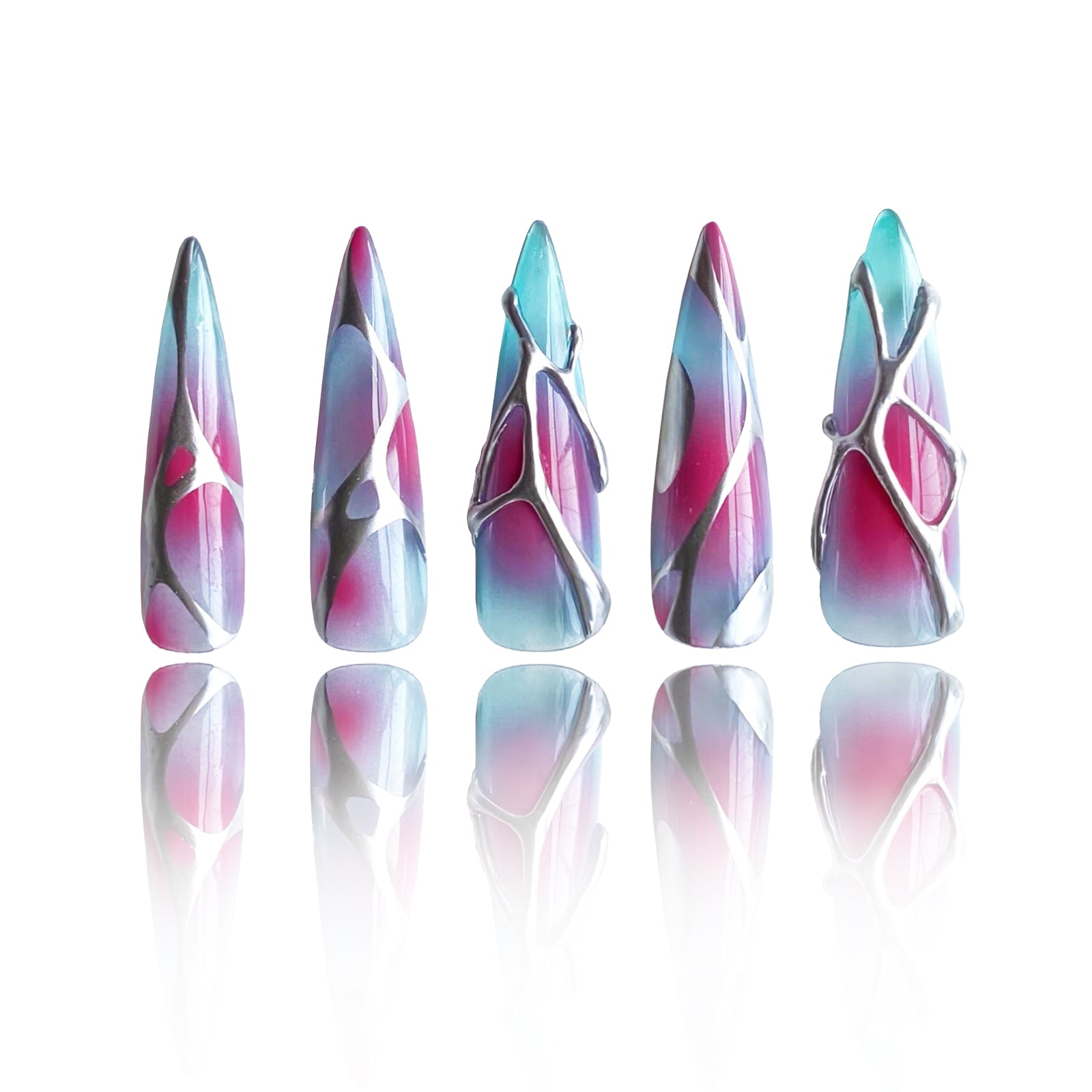 Siva Nail, Futurismo astratto, Gradiente metallico, Unghie pressate fatte a mano