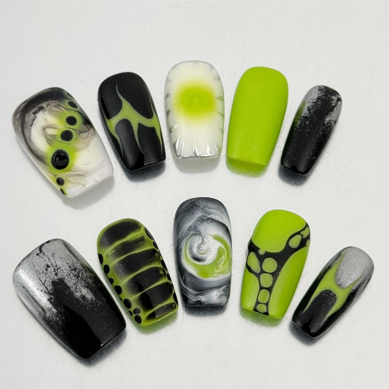 Siva Nail, Neon Venom, Cyberpunk moderno, unghie pressate fatte a mano