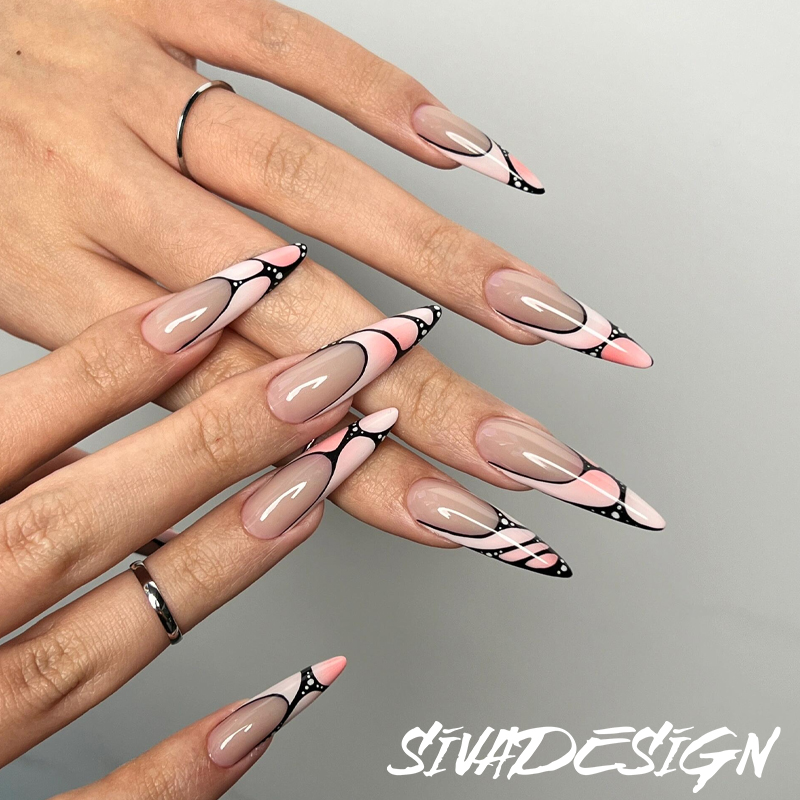 Siva Nail, Dreamweave, stiletto geometrico chic, unghie finte fatte a mano