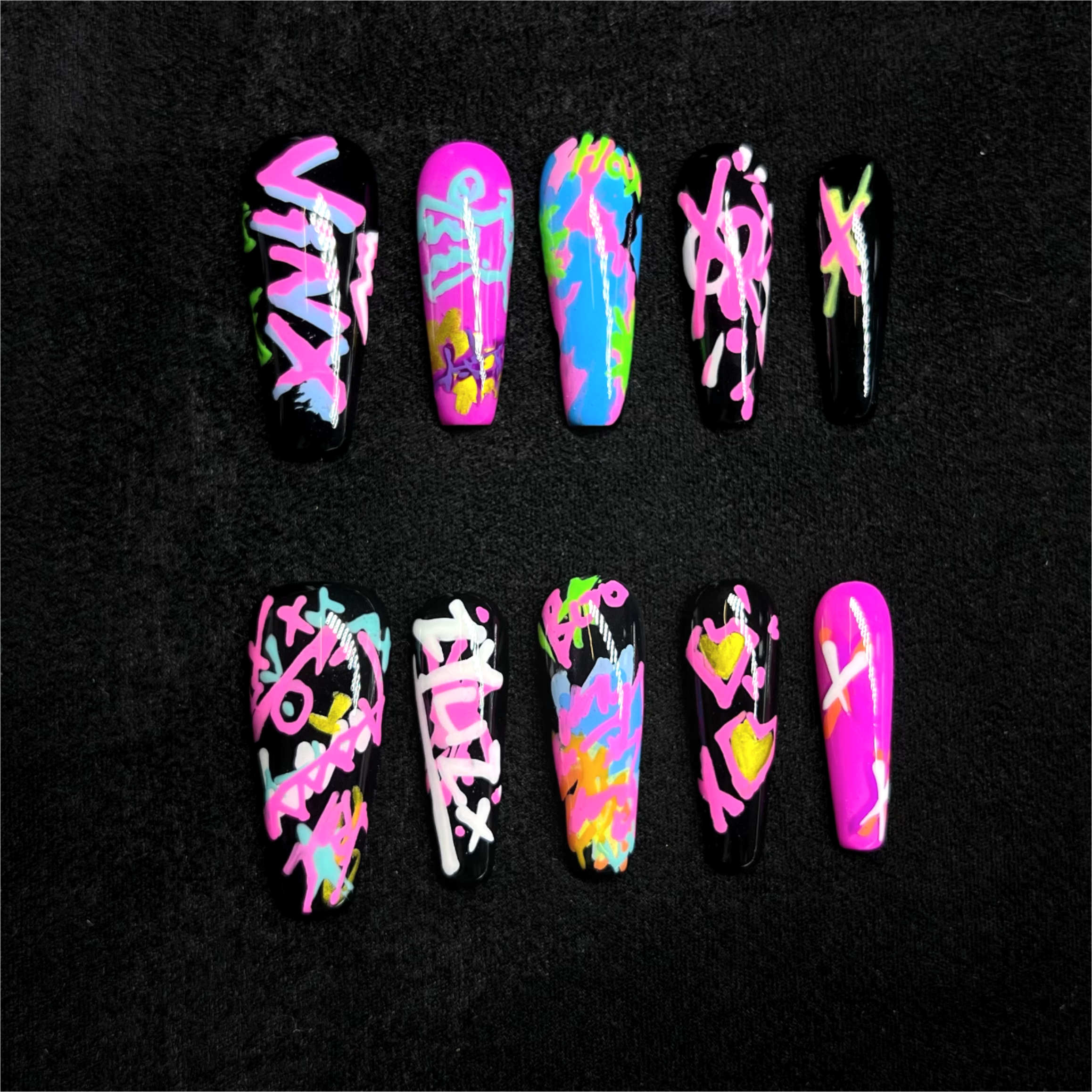 Siva Nail, Neon Groove, Stile Graffiti, Unghie Press on Fatte a Mano