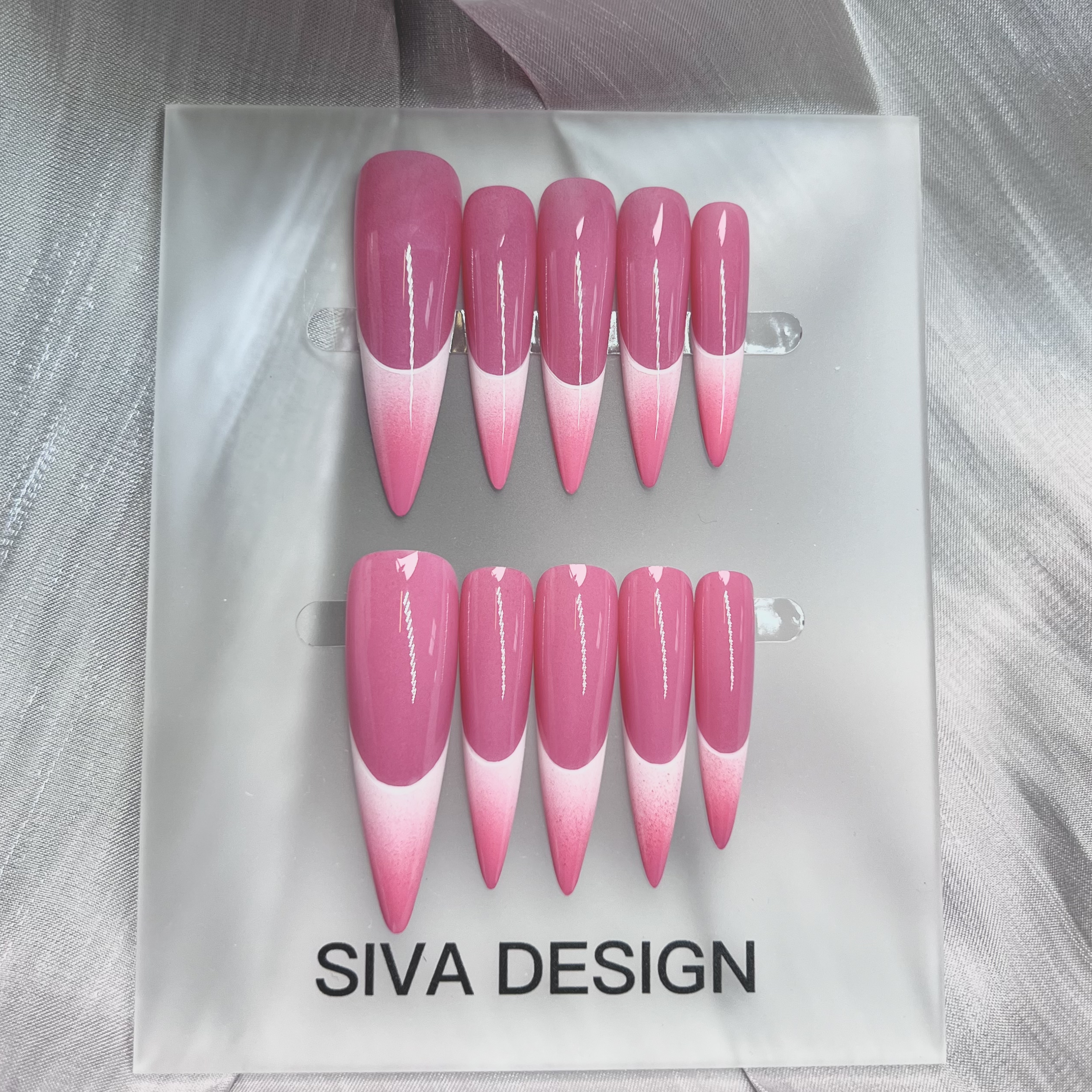 Siva Nail, Lunar Shee (Rosa), Stile Francese, Unghie Press on Fatte a Mano