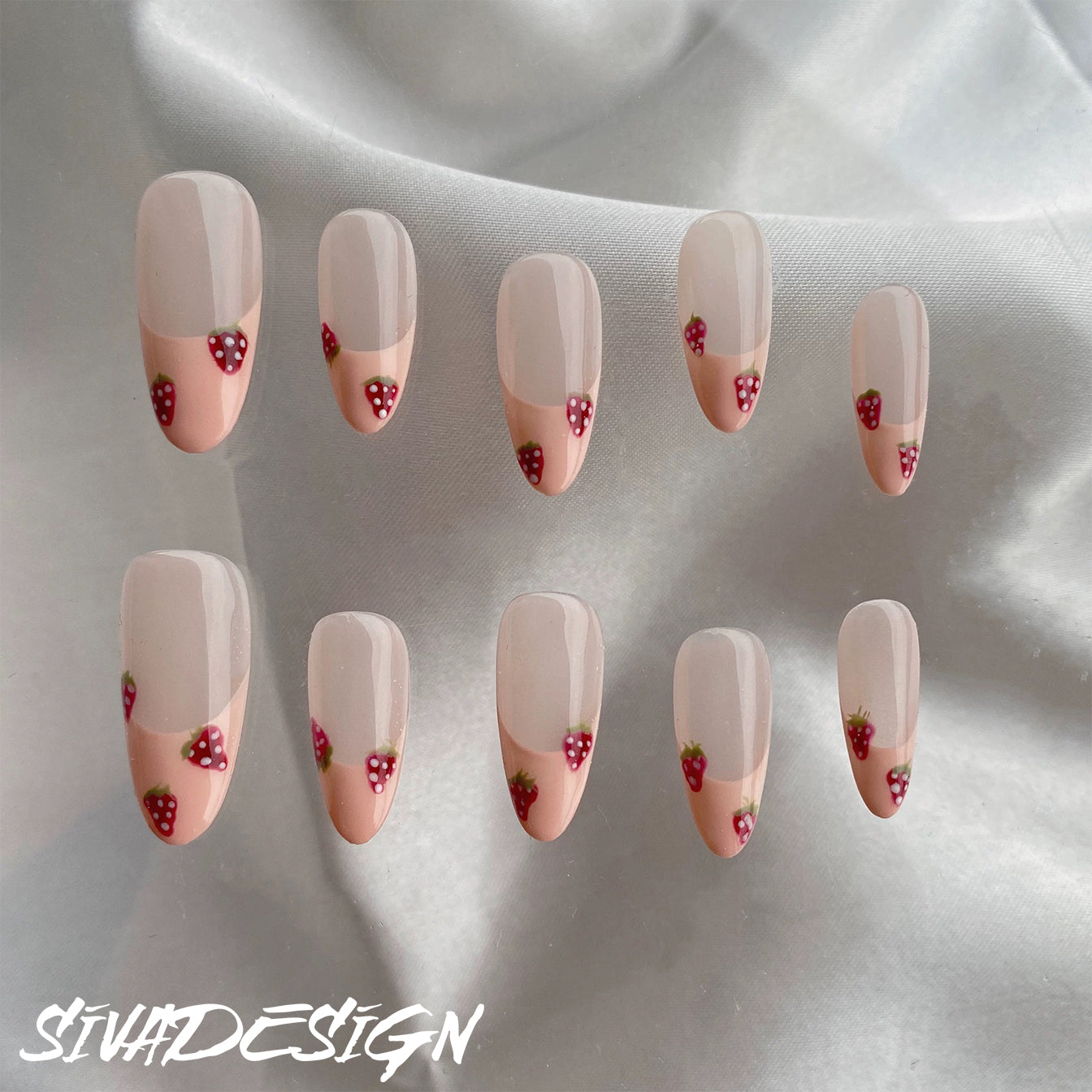 Siva Nail, punte Strawberry Field, Sweet Charm, unghie finte fatte a mano