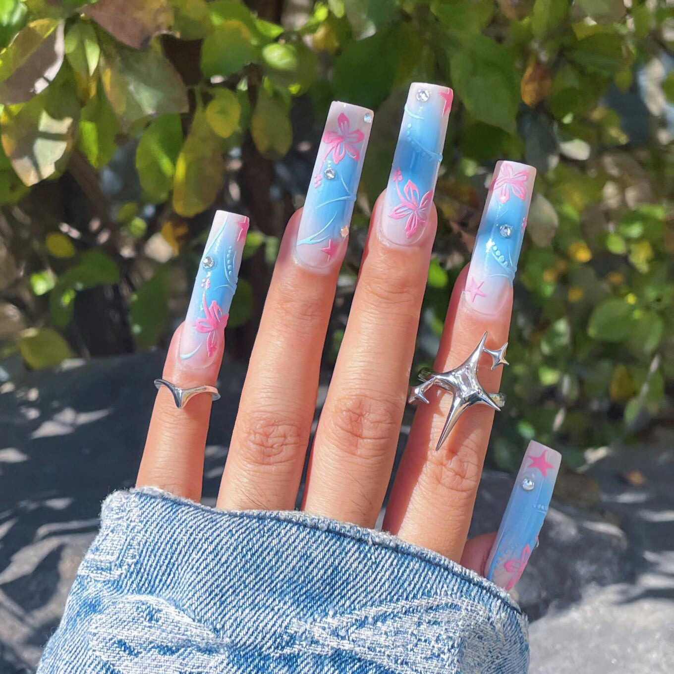 Siva Nail, Blue Butterfly Bliss, Ombre Style Long Press on Nails