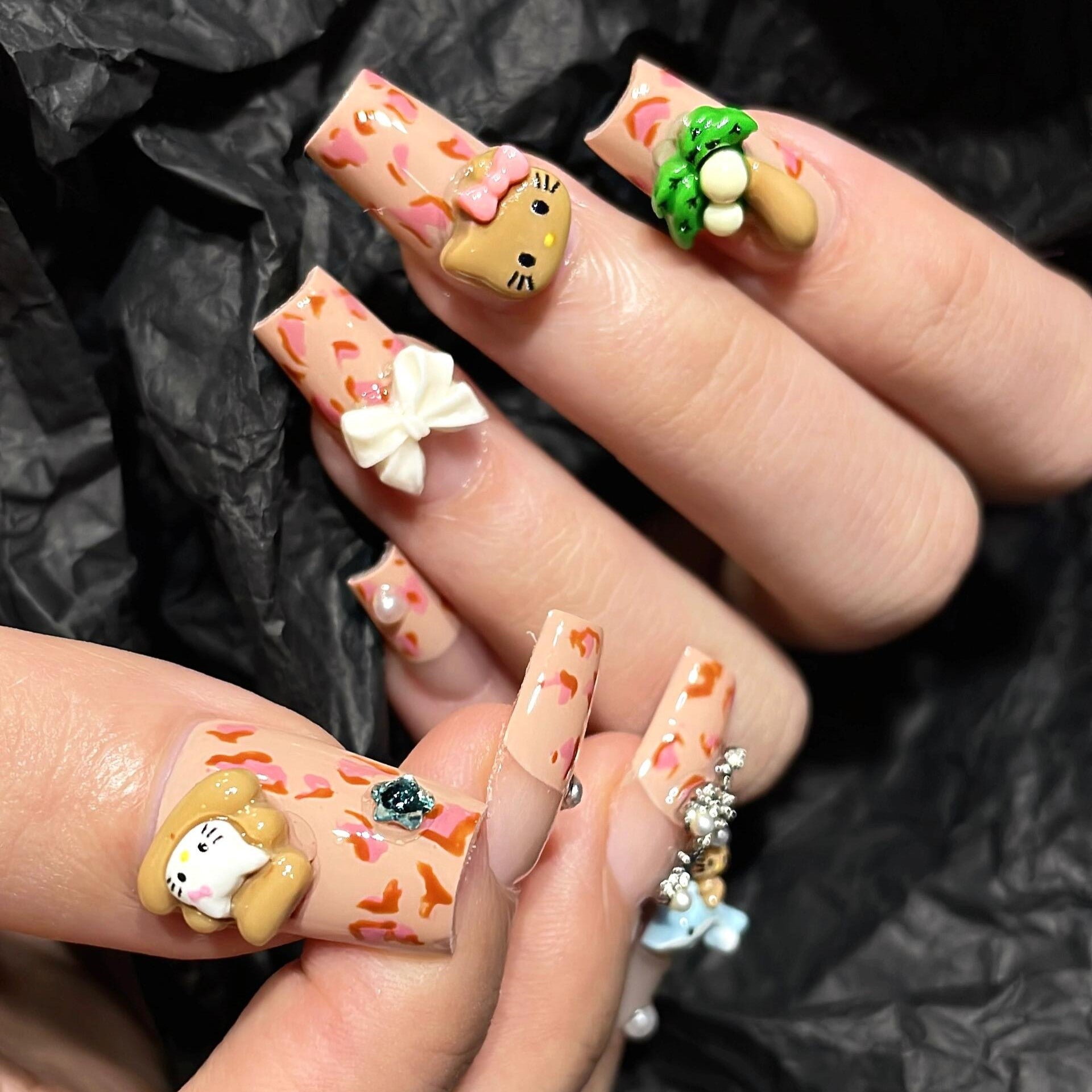 Siva Nail, Beary Cute Garden, Sweet Nature Charm, Handmade Press on Nails