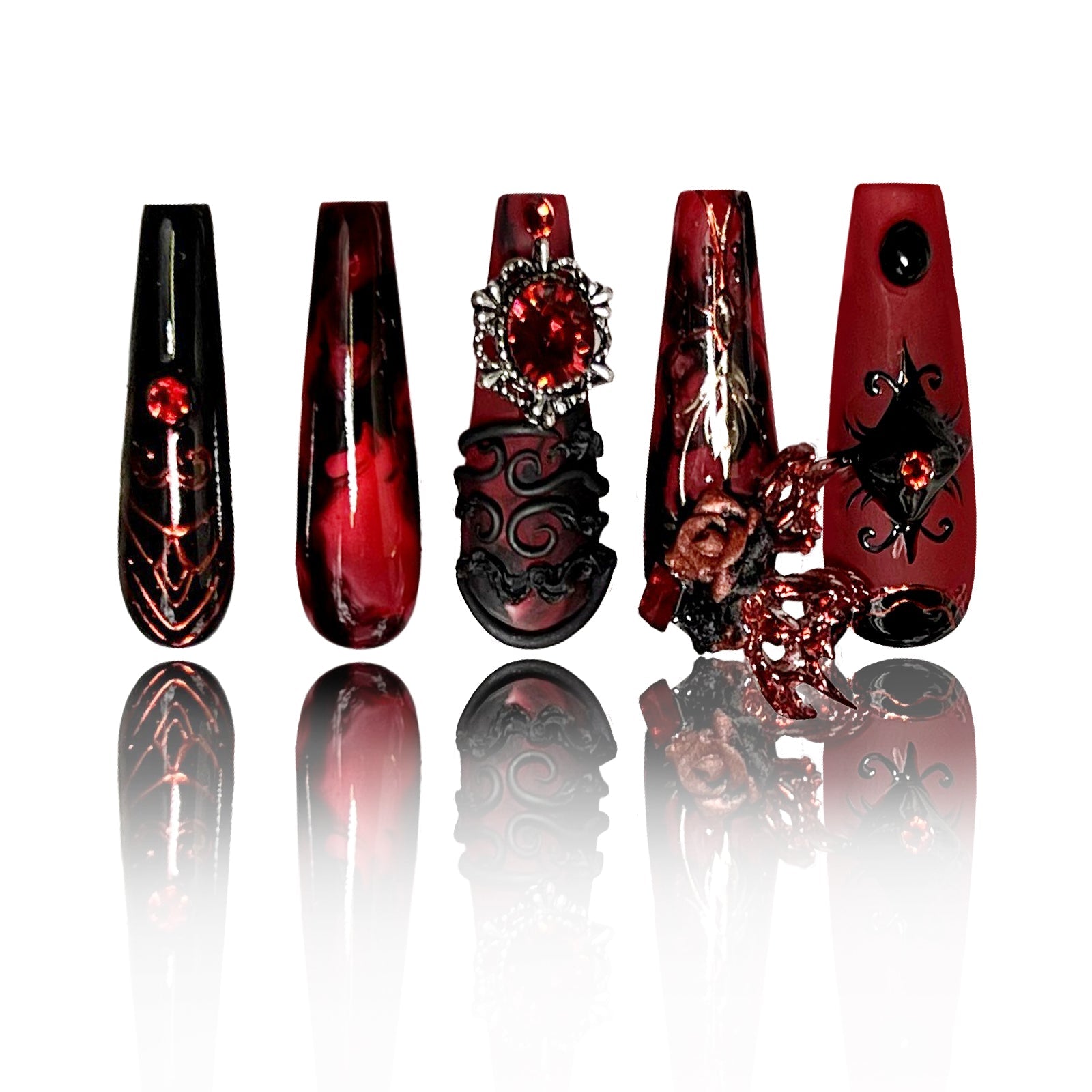 Siva Nail, Sixpence personalizzato, Gothic Romance, unghie pressate fatte a mano