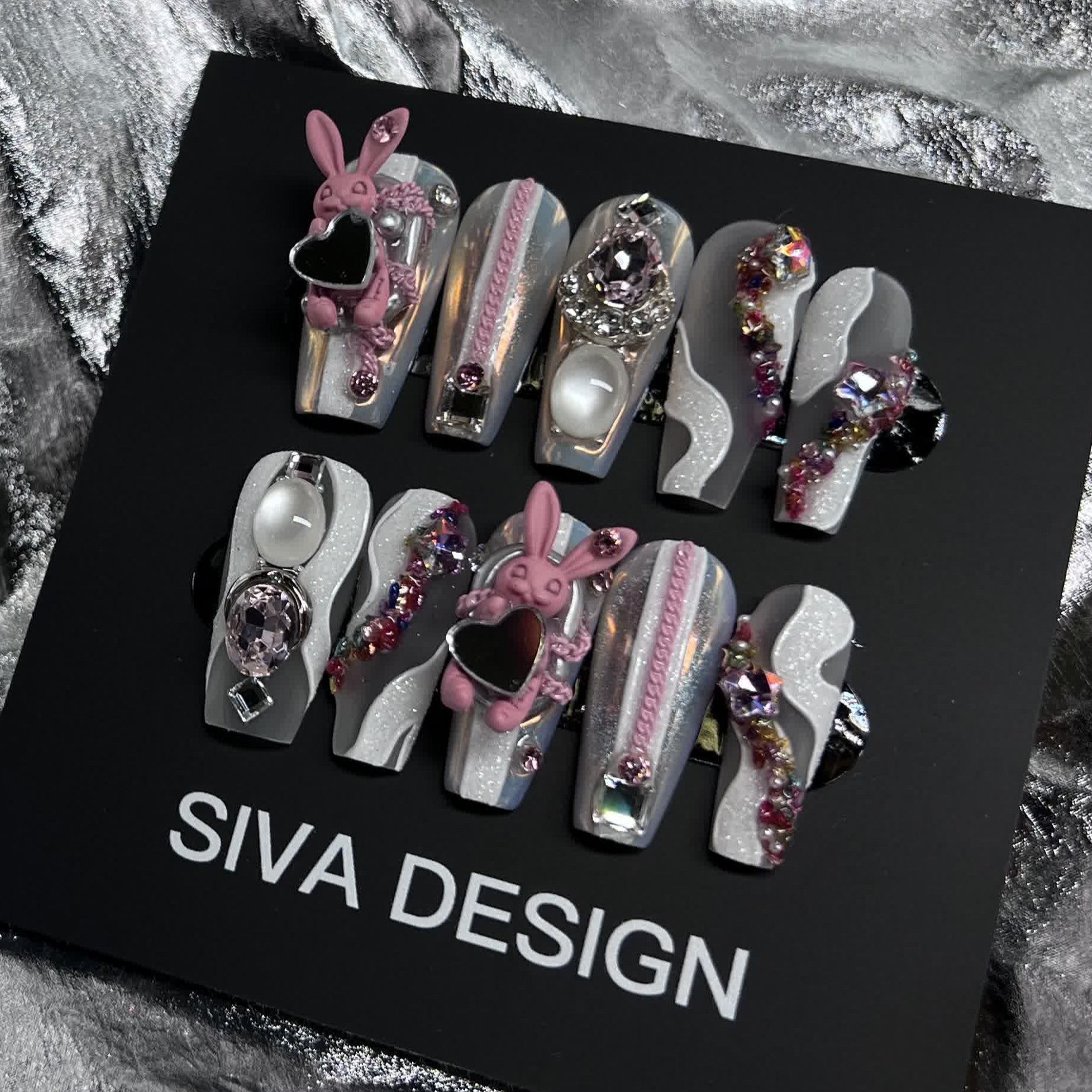 Siva Nail, Coniglio (Rosa), Chic Handmade Press on Nails