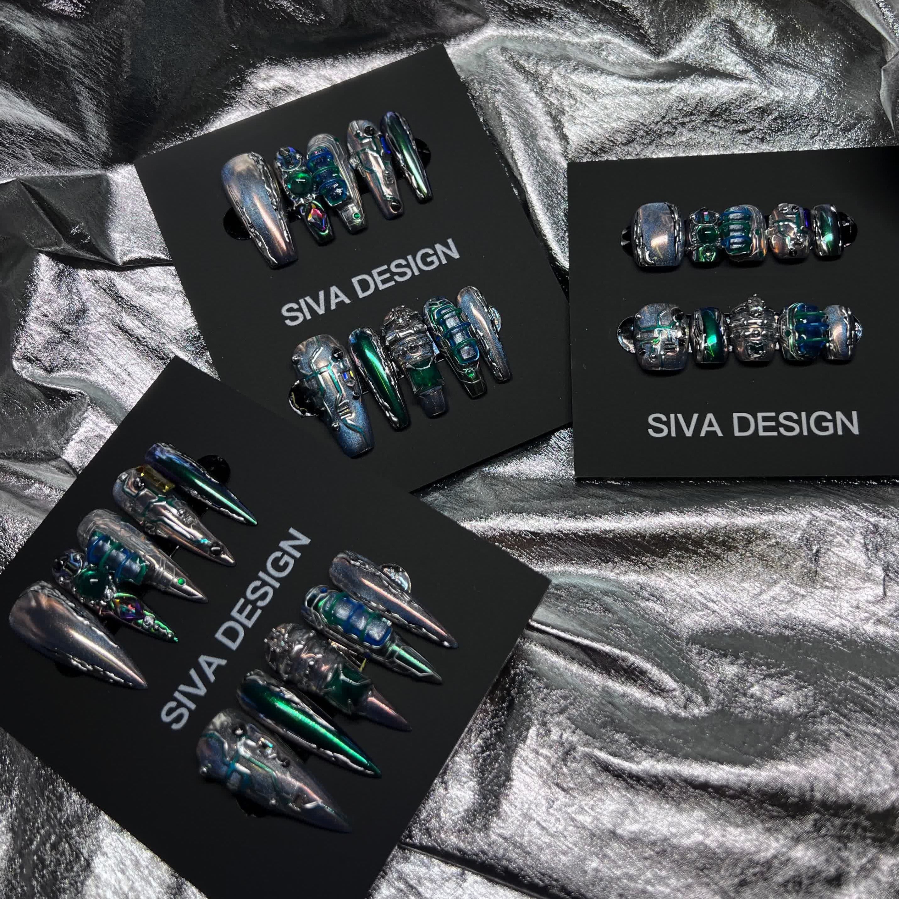 Siva Nail, Cyber ​​Glow, unghie pressate fatte a mano futuristiche