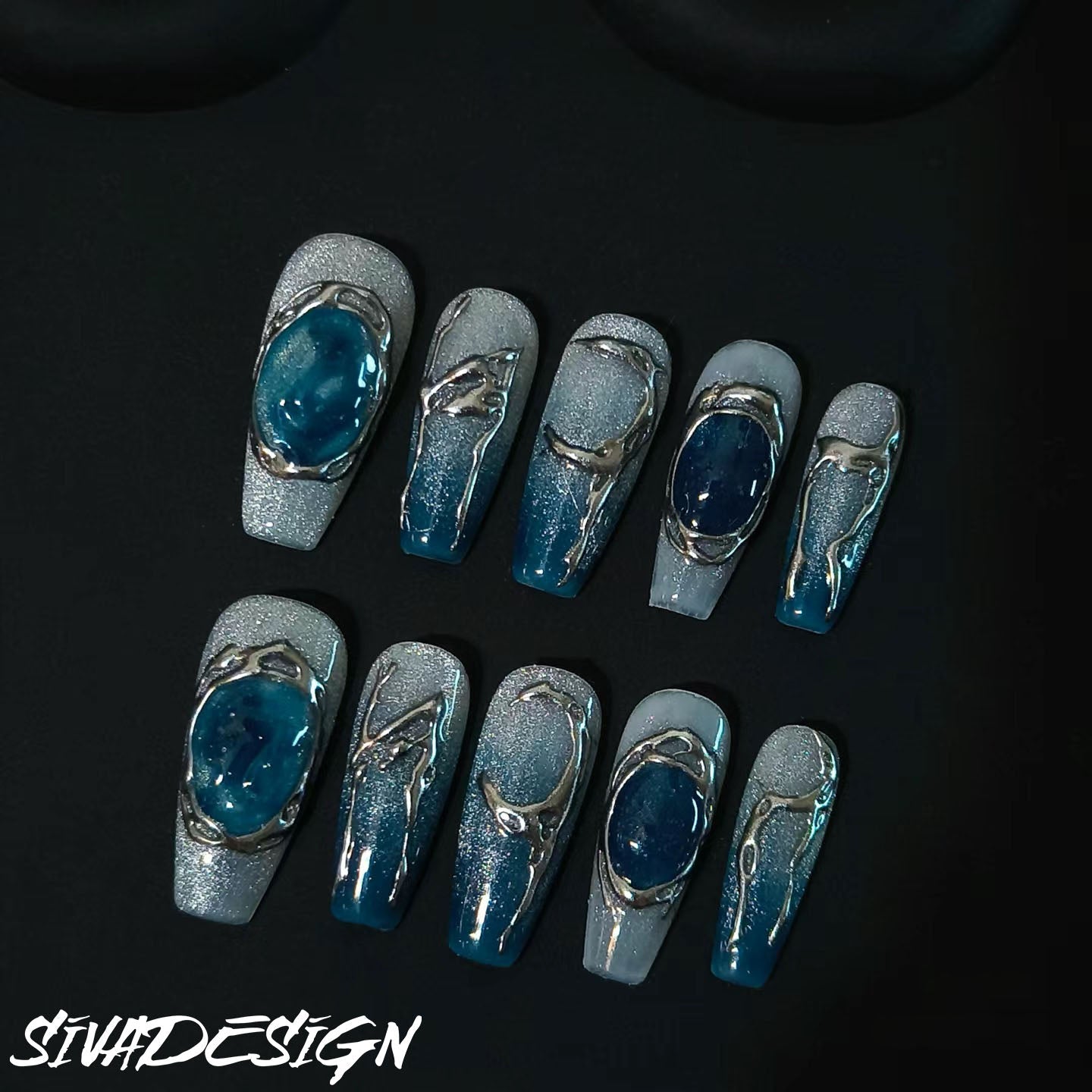 Siva Nail, Silver Beach, Coastal Glow, Handmade Press on Nails