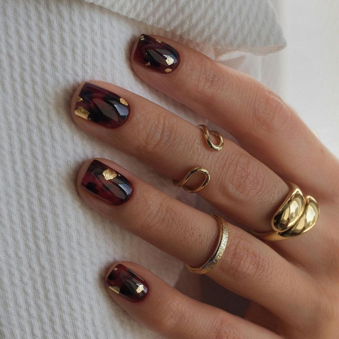 Siva Nail, Vino Luxe, Glam Gold Accents, Handmade Press on Nails