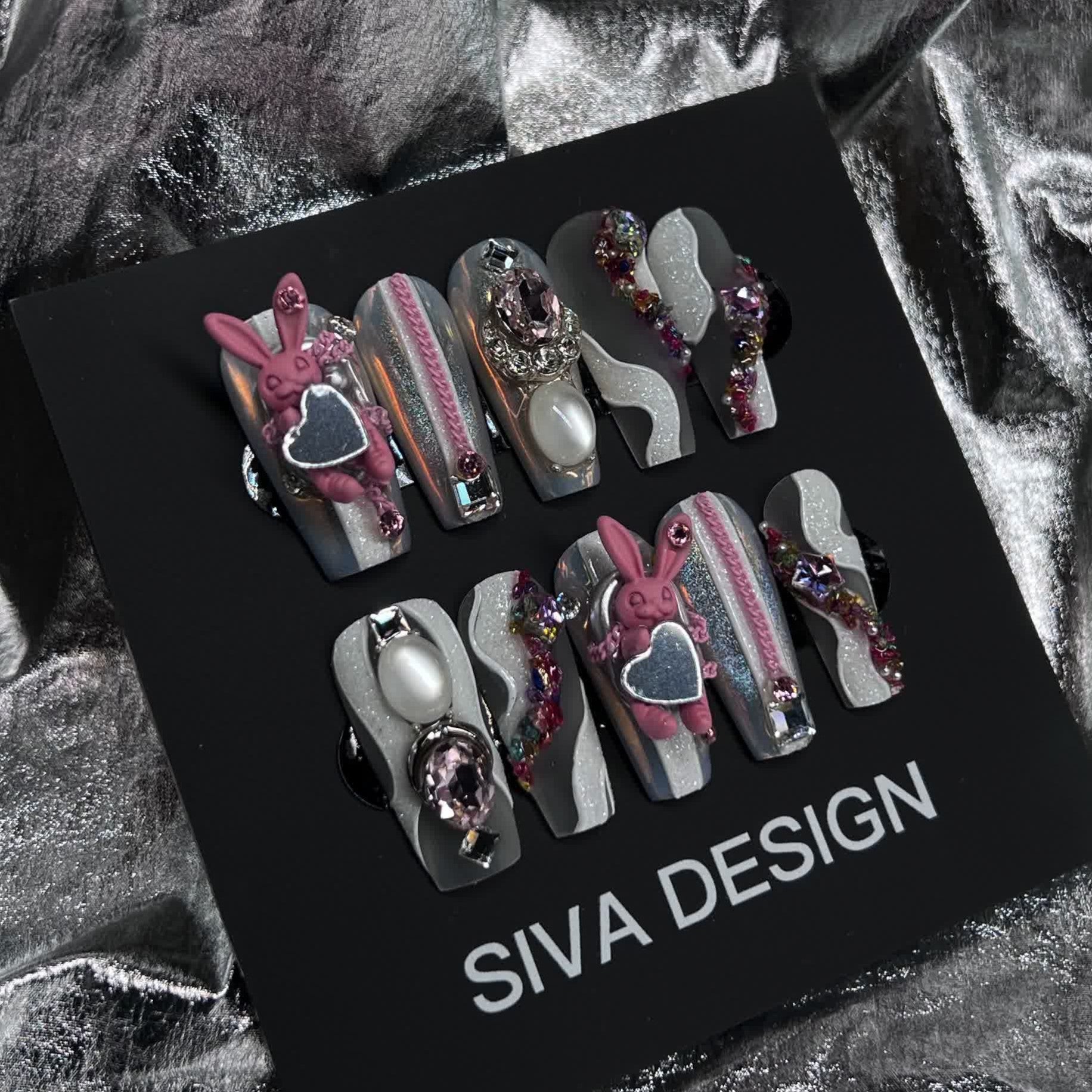 Siva Nail, Coniglio (Rosa), Chic Handmade Press on Nails