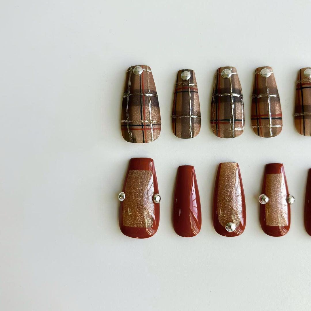 Siva Nail, Mocha Chic, Cozy Plaid, Handmade Press on Nails