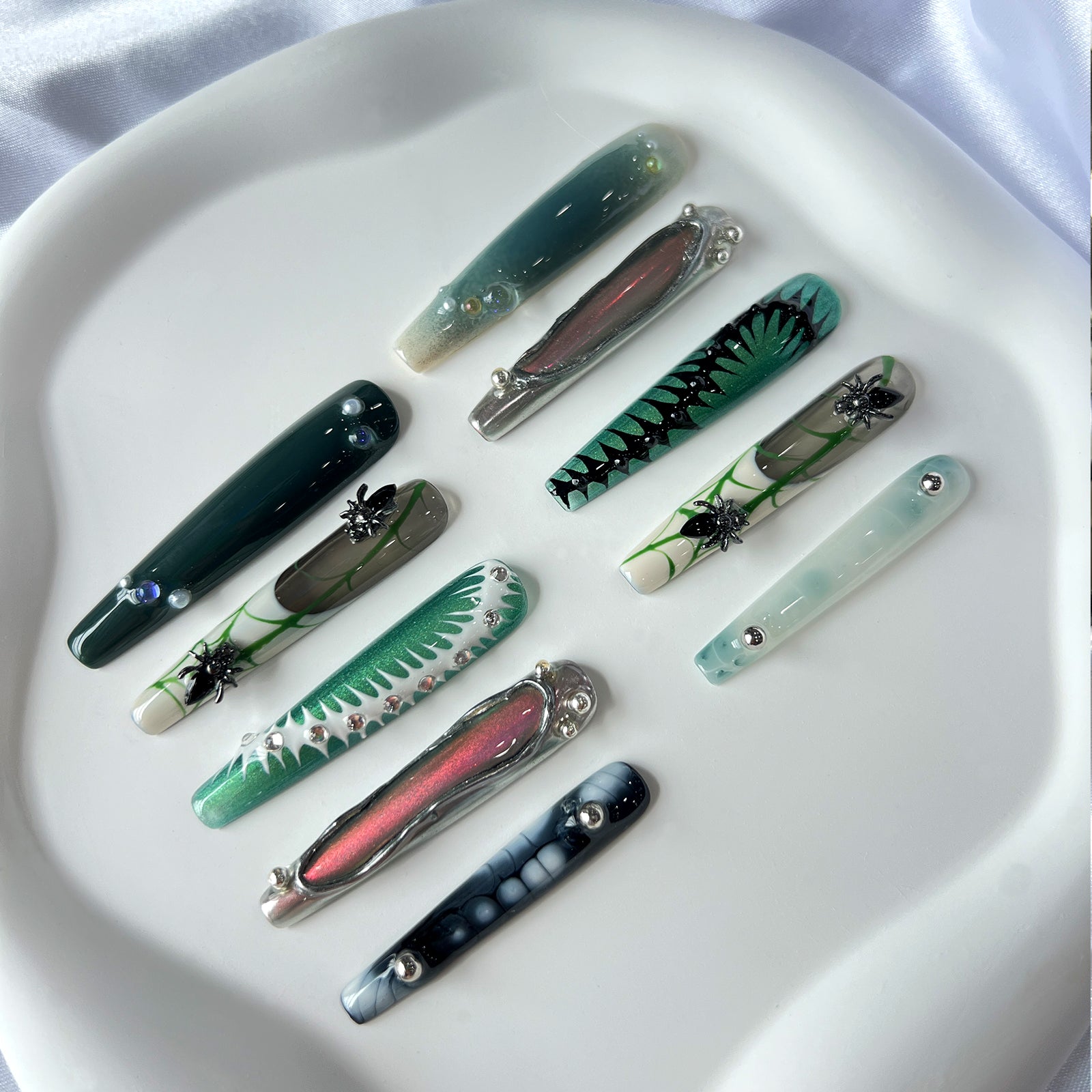 Siva Nail, Jungle Enigma, ispirata alla natura, unghie finte fatte a mano