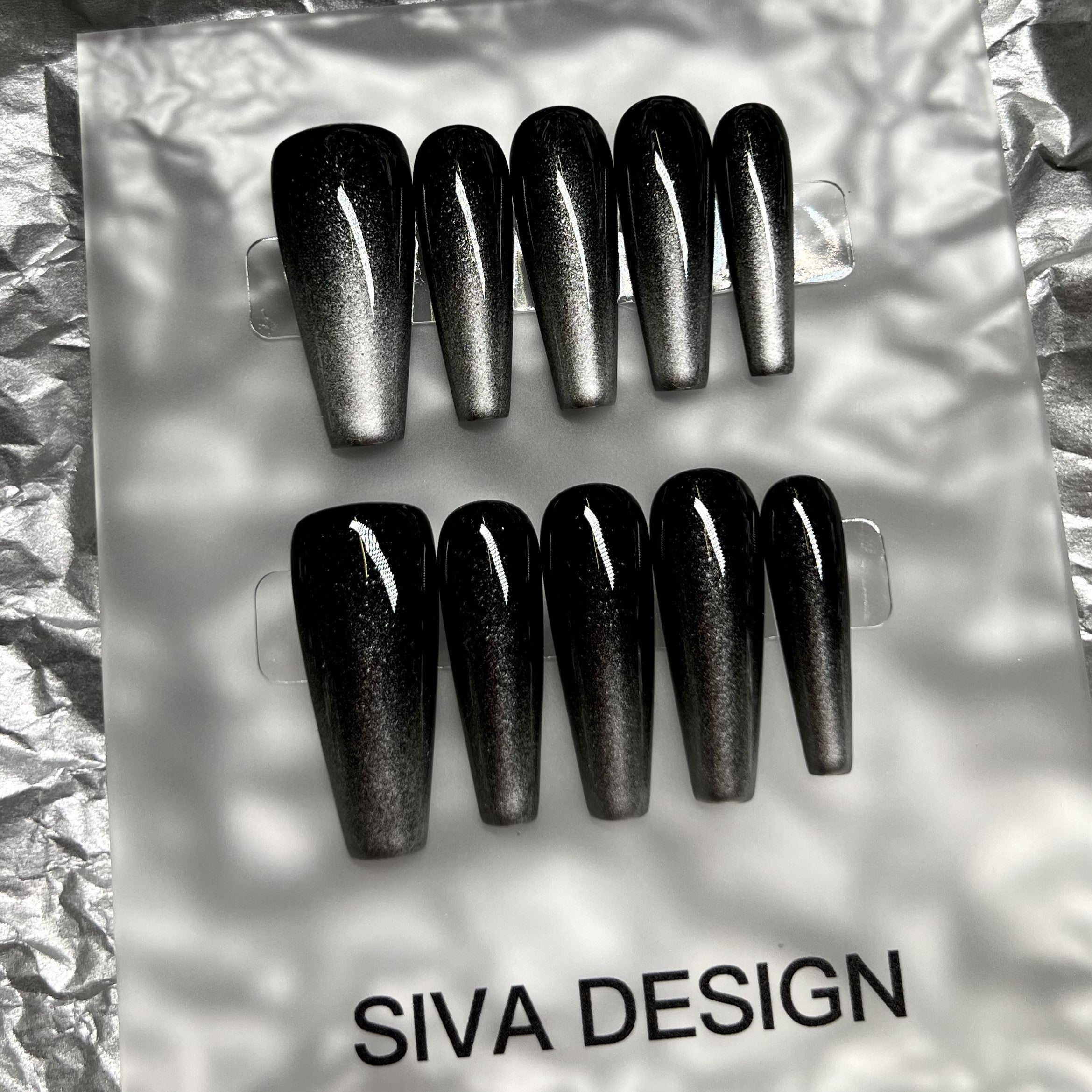 Siva Nail, Fade (Argento), Semplice Ombre Invernale, Unghie Press on Fatte a Mano