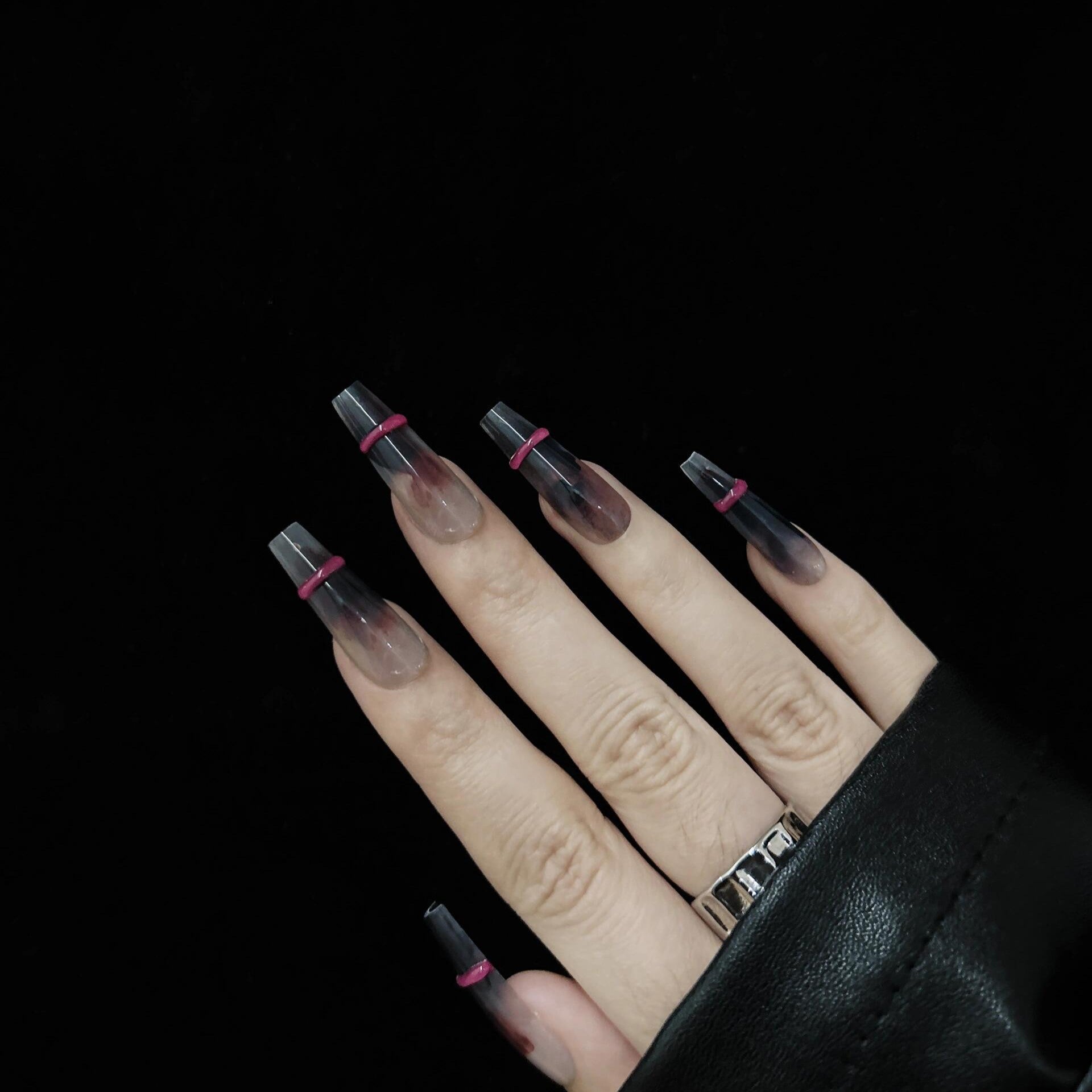 Siva Nail, Shadow Lens, Modern Allure, Handmade Press on Nails