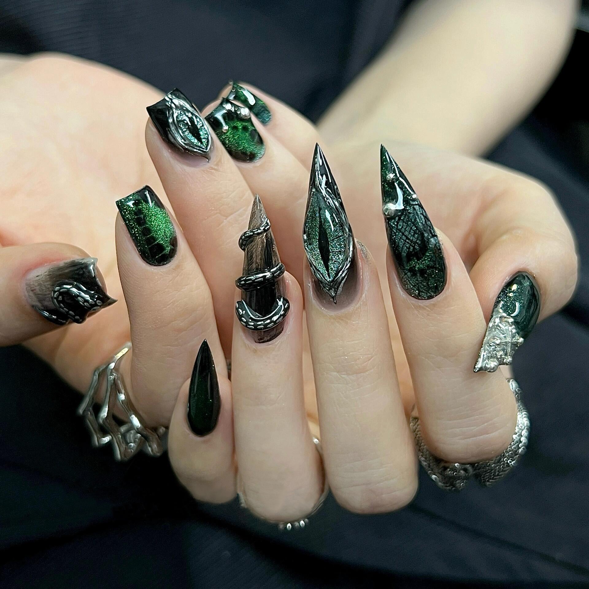 Siva Nail, Mythic Metal, Stiletto, unghie finte fatte a mano