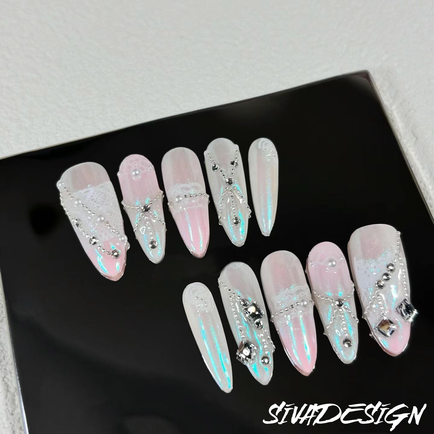 Siva Nail, Breeze, unghie pressate eleganti