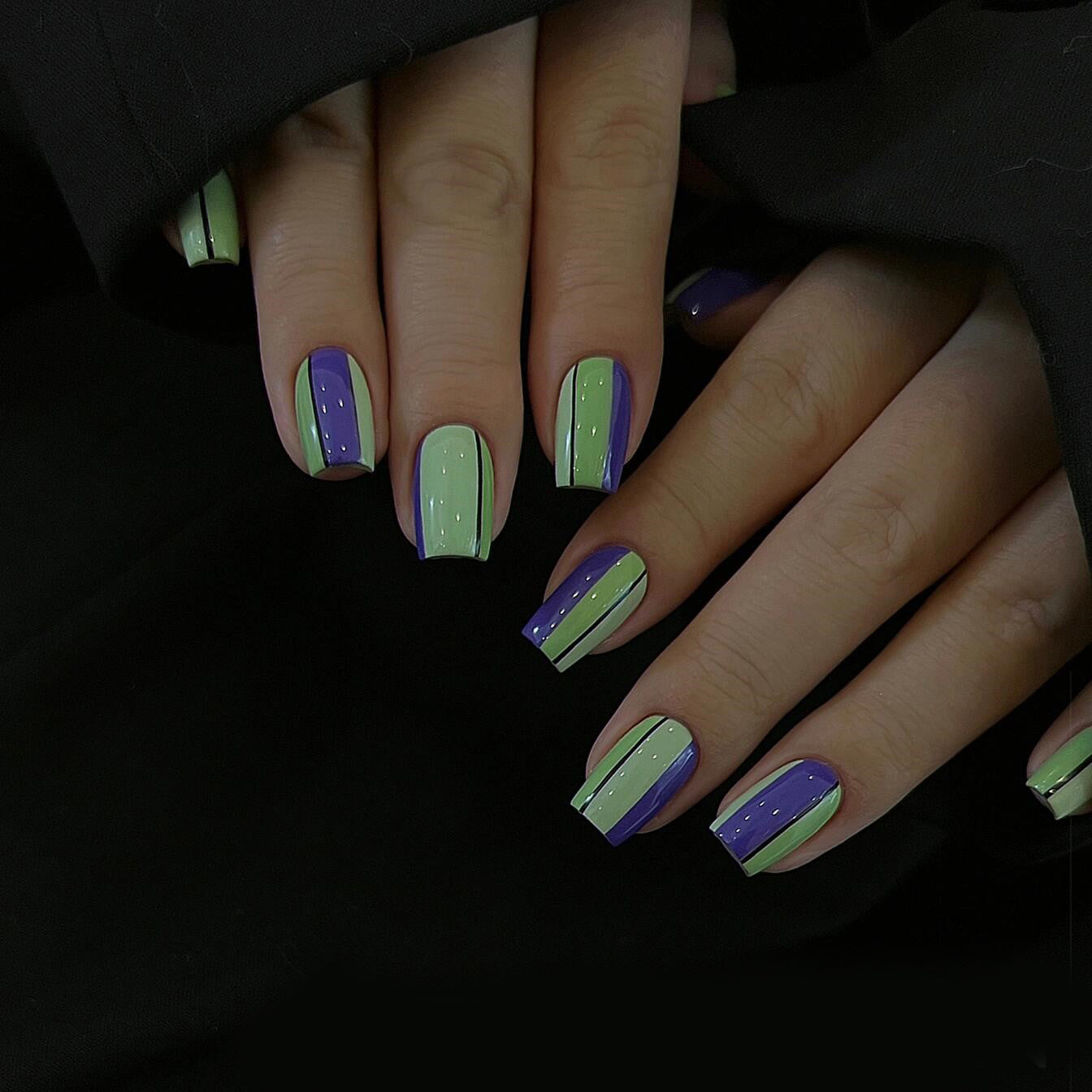 Siva Nail, Pastel Lines, Modern Chic, Handmade Press on Nails