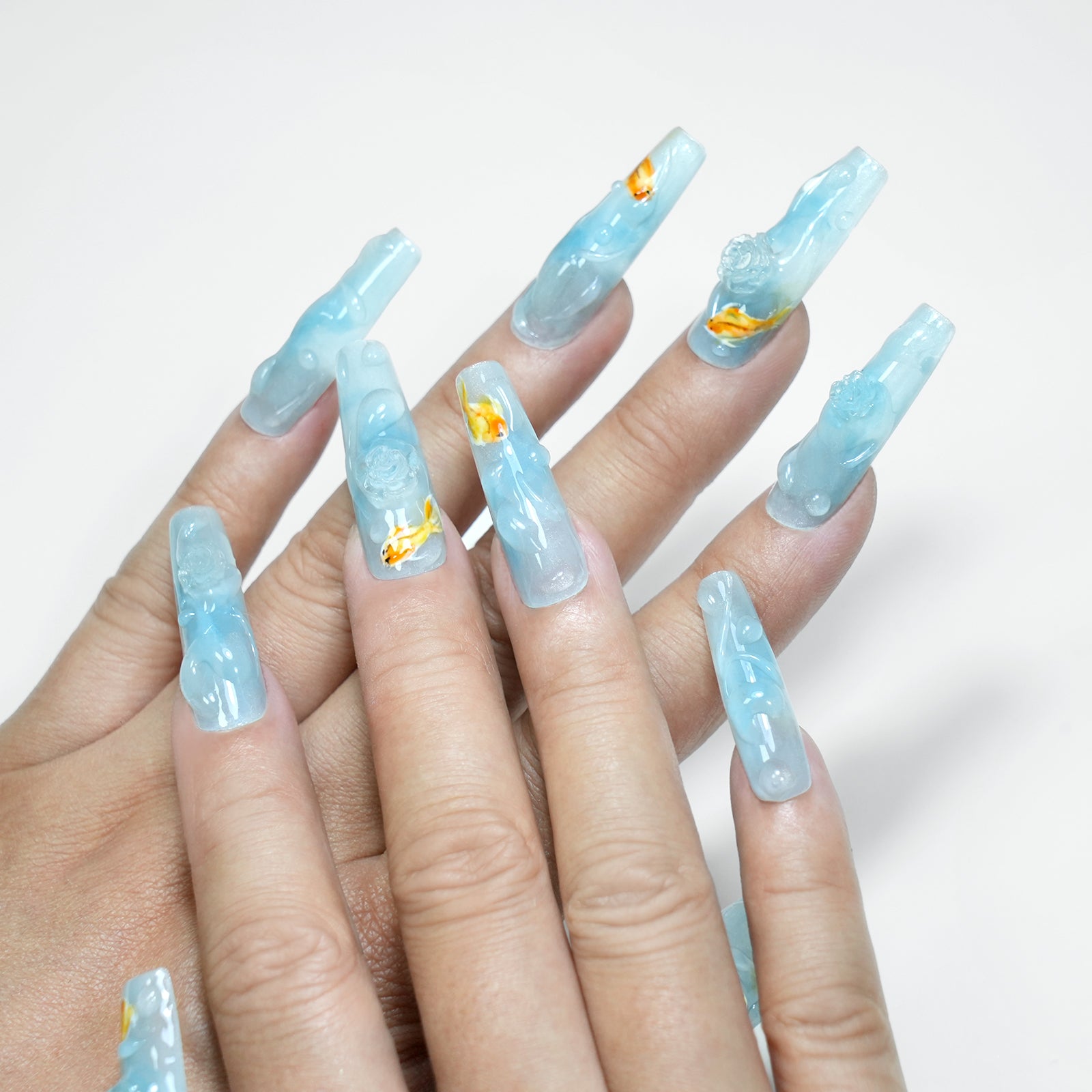 Siva Nail, sogni lucidi, Coffin Lungo a spillo, unghie finte fatte a mano