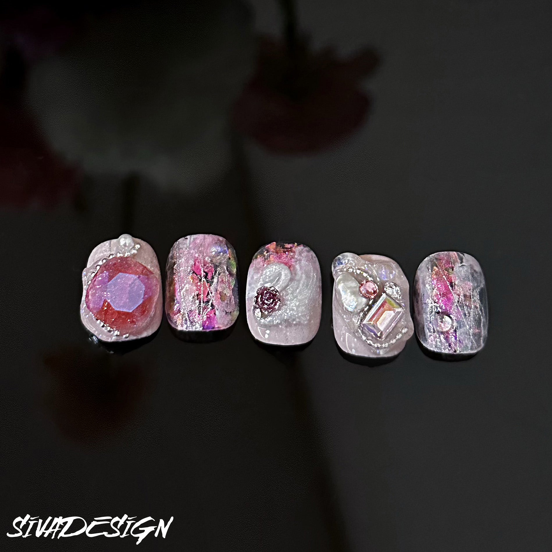 Siva Nail, Fantasy Diary, unghie finte rosa da sogno fatte a mano