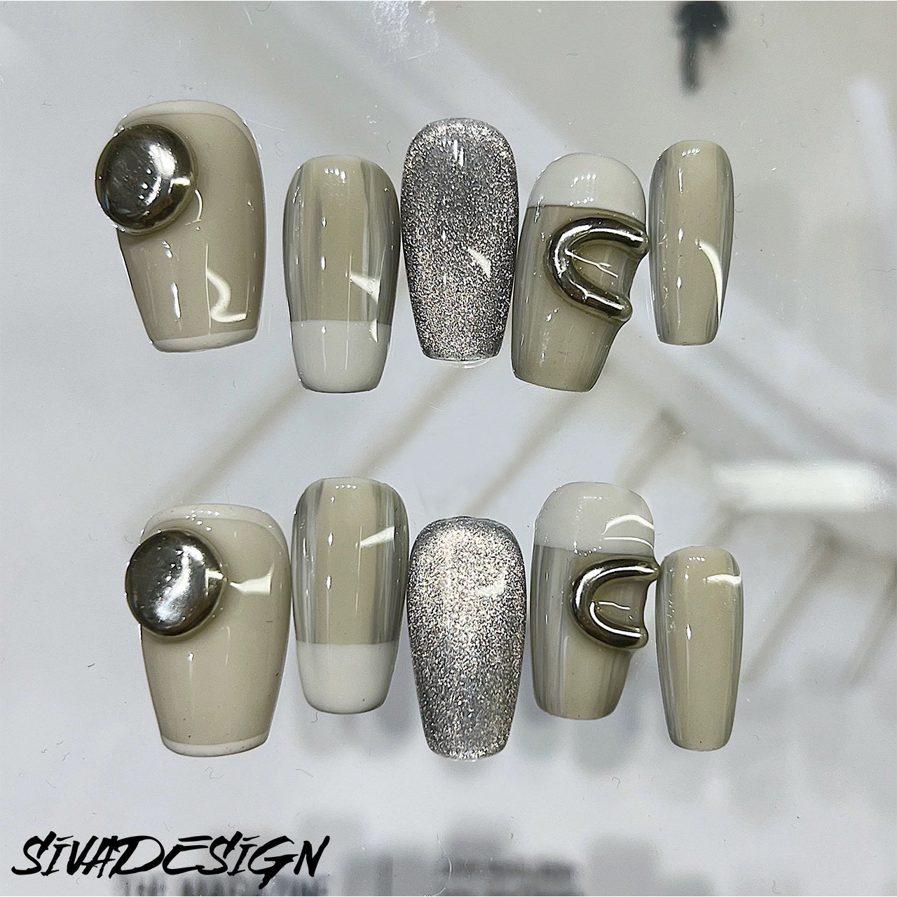 Siva Nail, Silver Sage, unghie finte autunnali fatte a mano