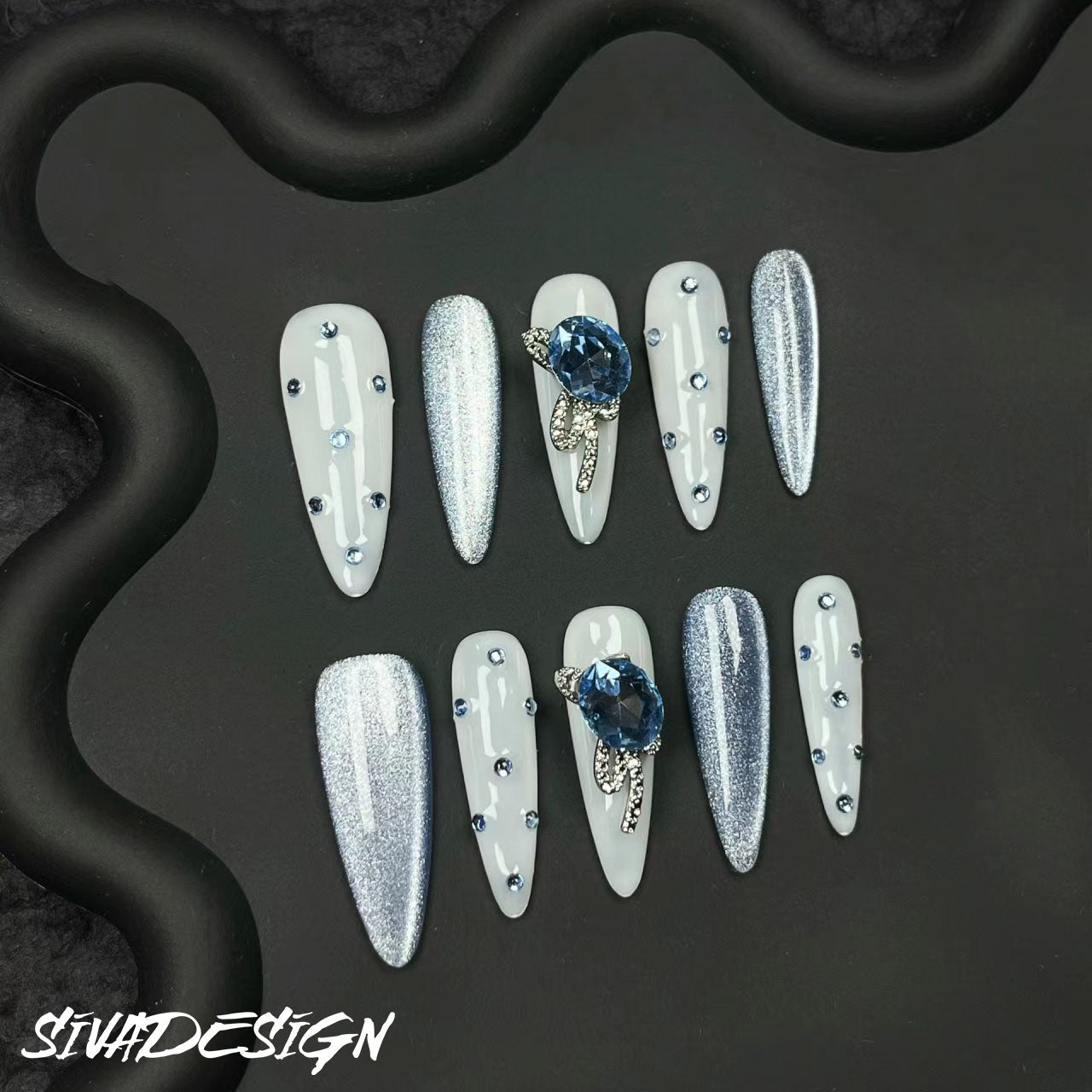 Siva Nail, Sapphire Frost, Crystal, unghie finte fatte a mano