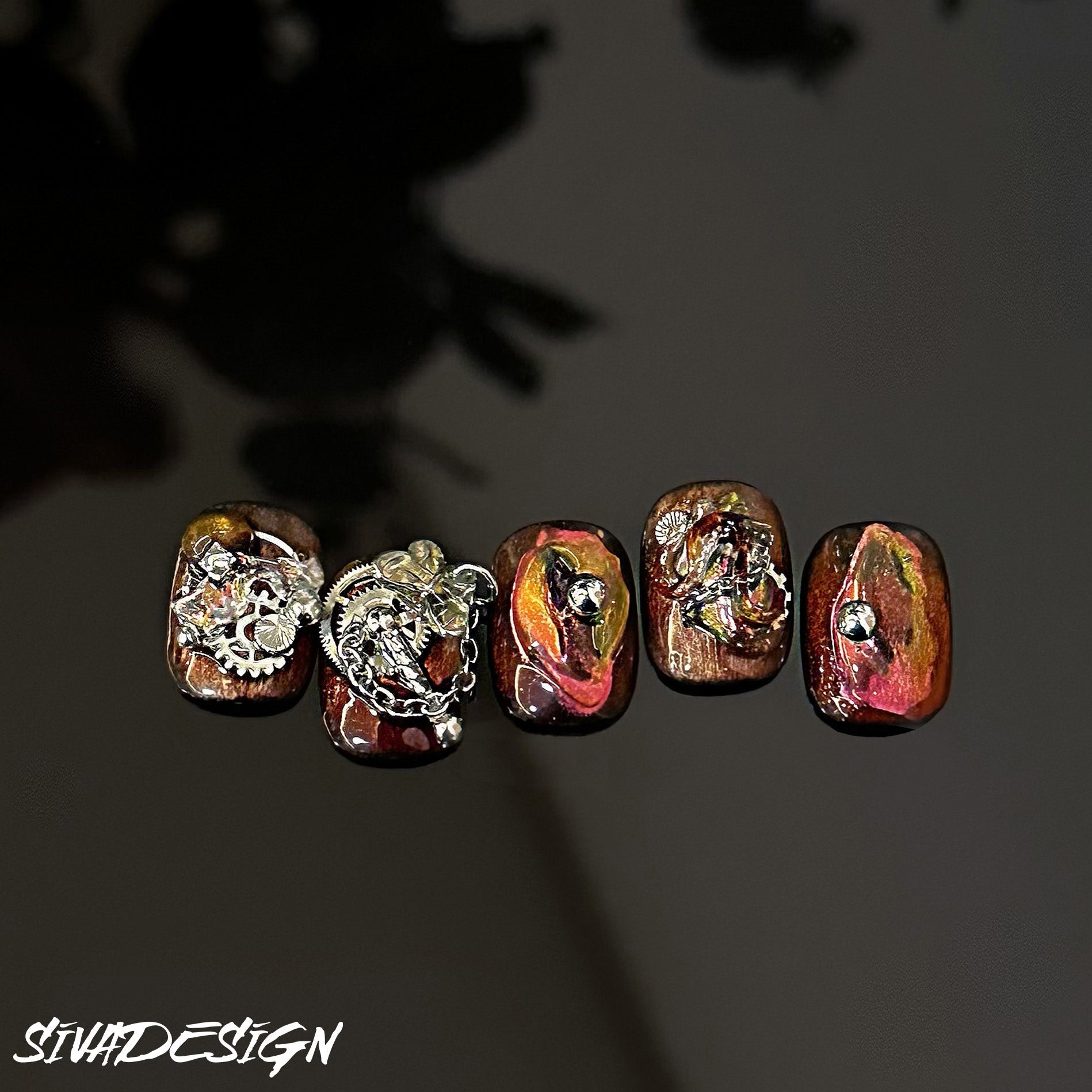 Siva Nail, Steampunk Fantasy, Bold Steampunk, Unghie pressate fatte a mano