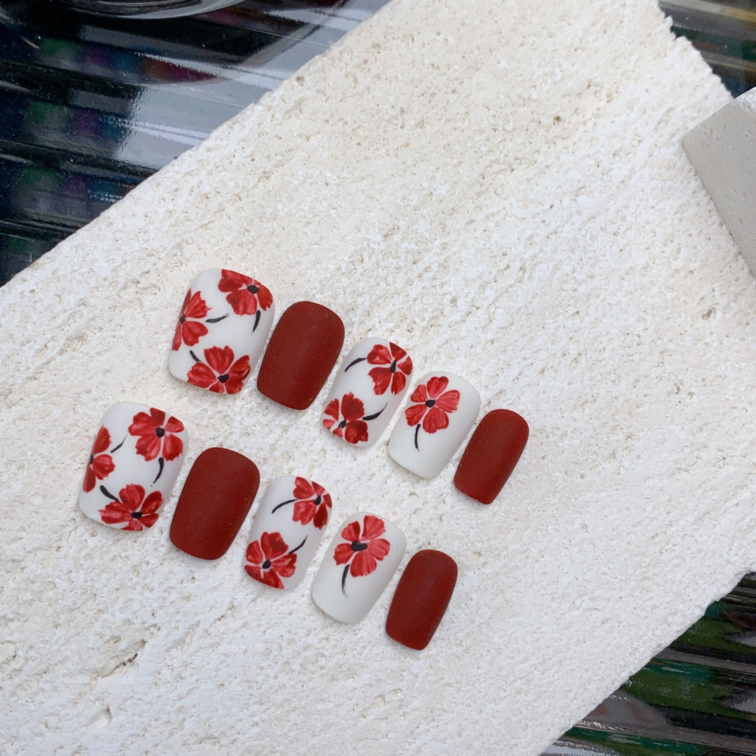 Siva Nail, Scarlet Blossoms, unghie stampate a mano floreali