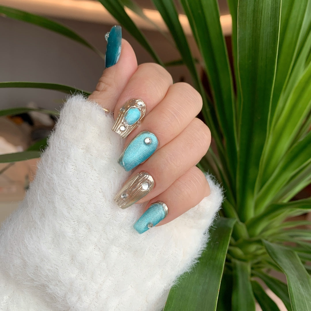 Siva Nail, Seafoam Treasure, glitter da spiaggia blu metallizzato, unghie finte fatte a mano